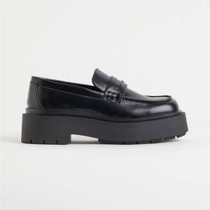 NWOT H&M Platform Loafers